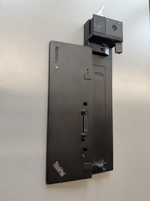 LENOVO ThinkPad Ultra Dock 40A2 mit Schlüssel