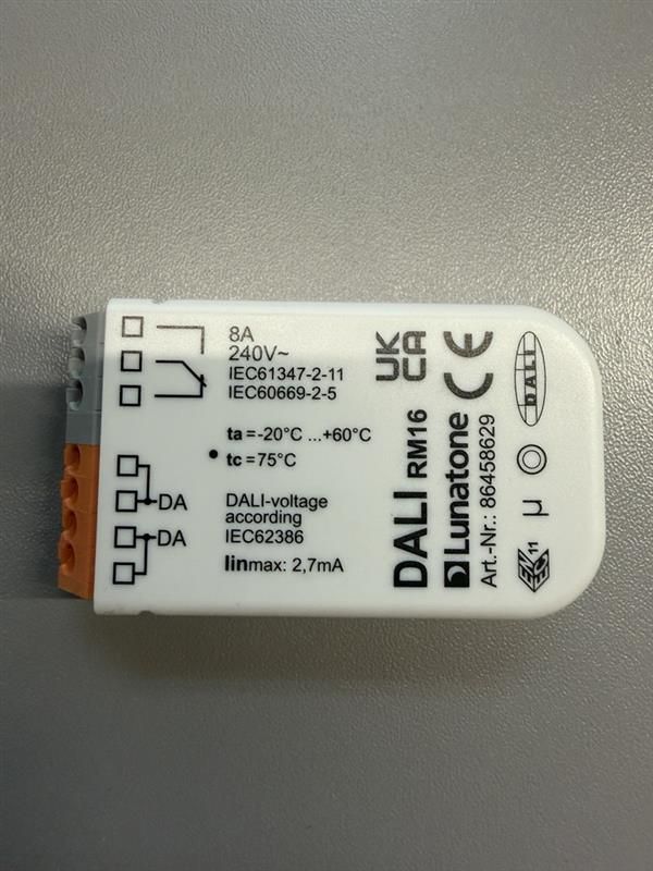 DALI RM16 Modul zum Steuern eines Relaiskontakts über den DALI-Bus LUNATONE 86458629