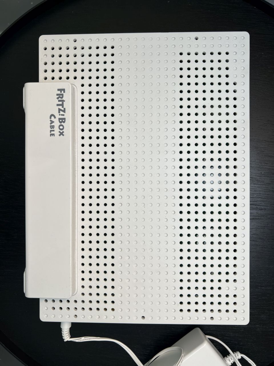 AVM WLAN-Router FRITZ!Box 6591 Cable mit Kabelmodem 20002857 – Bild 2 von 5