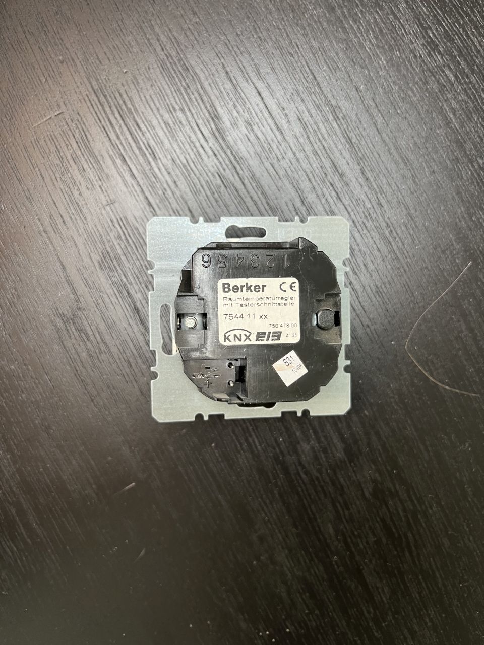 RAUMTEMPERATURREGLER M.TAST. BERKER 75441119 1983431 – Bild 2 von 2